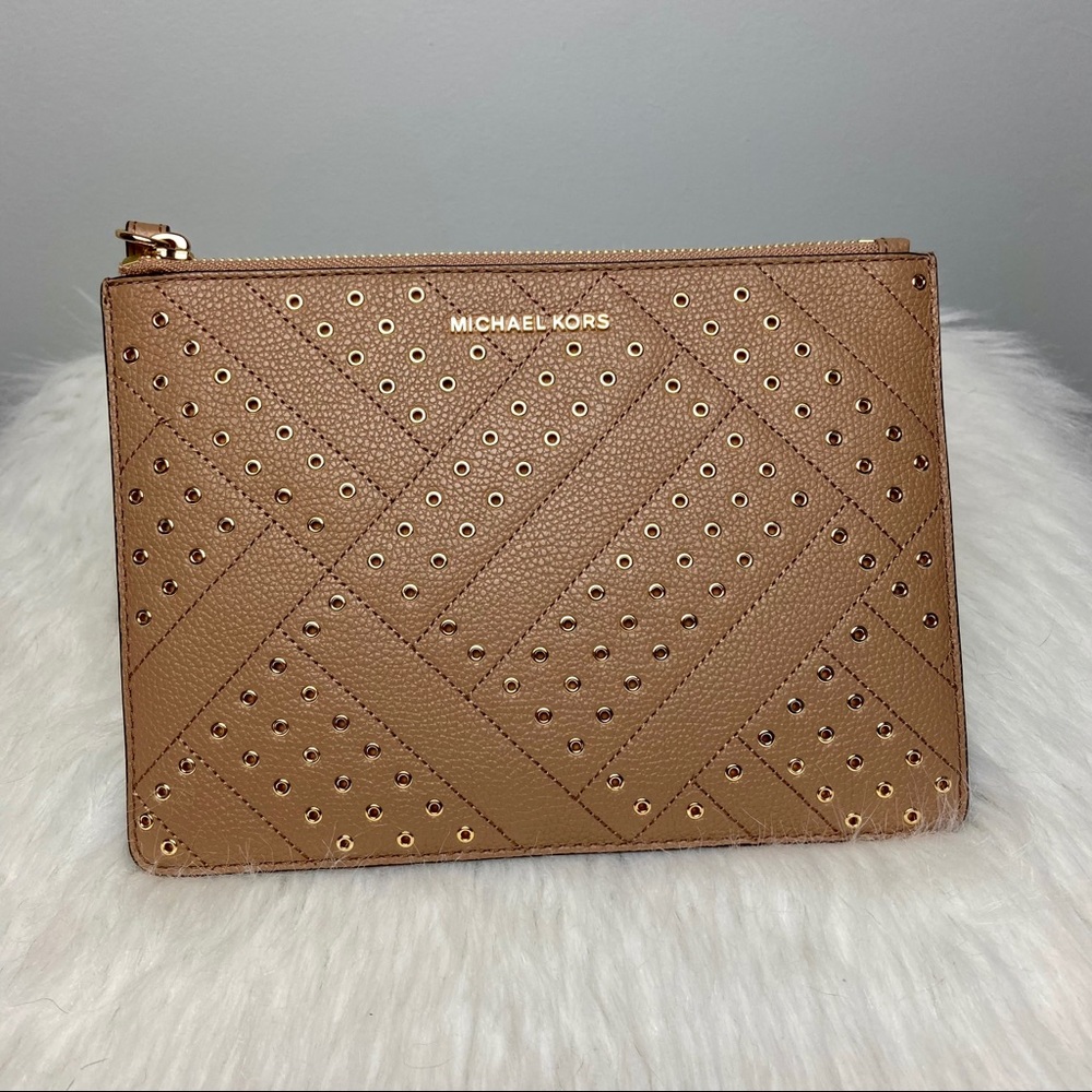 Michael Kors Dark Khaki XL Leather Zip Clutch NWT✨